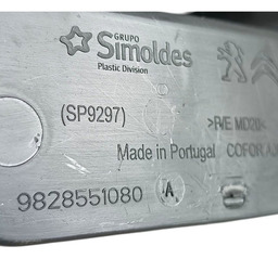 SUPORTE MOLDURA PORTA MALAS TRASEIRO DIR PEUGEOT 2008 24 25 AMARELO