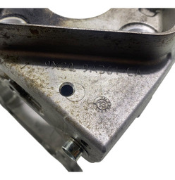 SUPORTE BOMBA INJETORA LAND ROVER DISCOVERY 4 3.0 2011 A 15