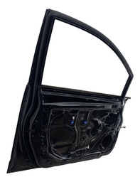 PORTA DIANTEIRA ESQUERDA NISSAN TIIDA 2009 2010 2011 2012 PRETO