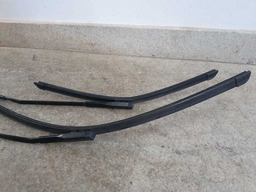PAR BRAÇOS LIMPADORES AUDI A3 2013 2014 ATÉ 16  ORIGINAL DIREITO