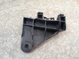 GUIA PARA-CHOQUE TRASEIRO TOYOTA COROLLA 2015 A 2018 