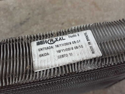 RADIADOR CAIXA DE AR RENAULT SANDERO 1.0 2007 2008 A 2014