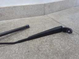 BRAÇO LIMPADOR PARABRISA L.E CITROEN C3 PICASSO 2013 A 2015  ESQUERDO