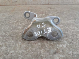 Dobradiça Porta Traseira Direita Toyota Etios 2017 A 2018