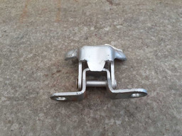 DOBRADIÇA PORTA TRASEIRA DIREITA TOYOTA ETIOS 2017 A 2018