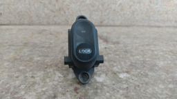 Botão Trava Porta Chrysler Pt Cruiser 2011 Original