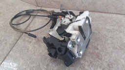 FECHADURA ELÉTRICA D.D MITSUBISHI AIRTREK 06 E 07 DETALHE