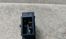 BOTÃO ABERTURA PORTA MALAS/TANQUE COMBUS KIA CLARUS 1997 