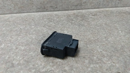 BOTÃO ABERTURA PORTA MALAS/TANQUE COMBUS KIA CLARUS 1997 