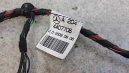 CHICOTE PORTA T.E MERCEDES BENZ C180 2012 1.8 ORIGINAL