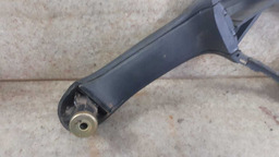 PUXADOR PORTA DIANTEIRA DIREITA GM CORSA 1994 1995 A 2003 PRETO