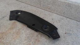 SUPORTE PARACHOQUE FAROL DIREITO VW JETTA 2.0 2012 A 2015