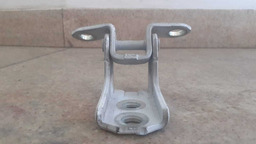 Dobradiça Porta Dianteira Direita Nissan March 2014 A 2018