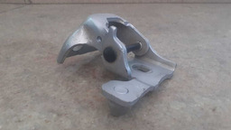 DOBRADIÇA PORTA TRASEIRA ESQUERDA PEUGEOT 308 2013 A 2015