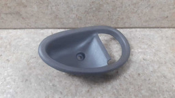 MOLDURA MAÇANETA INTERNA DIANTEIRA L.D FIAT PALIO 1996 A 00