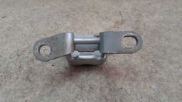 DOBRADIÇA INFERIOR PORTA DIANTEIRA ESQUERDA JAC J6 2011 