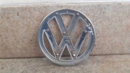 EMBLEMA LOGO DIANTEIRO VW JETTA 2.0 2014 ORIGINAL