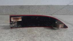 REFLETOR PARACHOQUE LADO ESQUERDO RENAULT LOGAN 2014 A 2018 VERMELHO