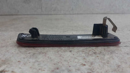 REFLETOR PARACHOQUE LADO ESQUERDO RENAULT DUSTER 2011 A 2018 VERMELHO