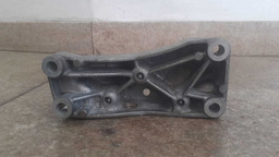 SUPORTE ESQUERDO CAIXA CÂMBIO VW JETTA 2.5 2007 A 2010