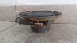 ALTO FALANTE DIANTEIRA ESQUERDA HYUNDAI SONATA 1997 A 2005 PRETO