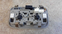 LUZ CORTESIA TETO TOYOTA YARIS 2019 ORIGINAL