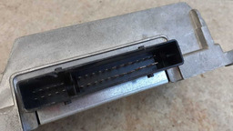 MÓDULO AMPLIFICADOR SOM AUDI A4 1.8 2013 A 2016 ORIGINAL PRATEADO