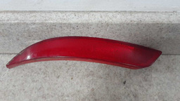 REFLETOR PARACHOQUE LADO ESQUERDO FIAT SIENA 2012 ORIGINAL VERMELHO