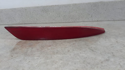 Refletor Parachoque Lado Direito Fiat Siena 2012 Original Vermelho