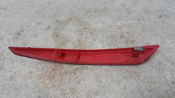 REFLETOR PARACHOQUE LADO DIREITO FIAT SIENA 2012 ORIGINAL VERMELHO