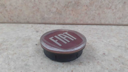 CALOTA MIOLO RODA FIAT PUNTO LINEA BRAVO - 46759140 VERMELHO