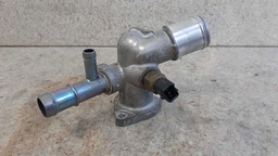 Carcaça Válvula Termostática Hyundai Veloster 1.6 2013