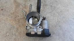 CORPO BORBOLETA HYUNDAI VELOSTER 1.6 2013 (2)