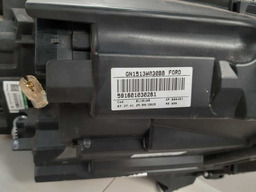 FAROL ESQUERDO FORD ECOSPORT 2019 A 2021 COM DETALHE