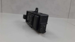 COMANDO RETROVISOR NISSAN VERSA 2019