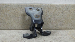 DOBRADIÇA PORTA TRASEIRA L.D MITSUBISHI TR4 2007 A 2015