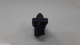 INTERRUPTOR LUZ PORTA TRASEIRA ESQUERDA NISSAN VERSA 2019 