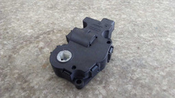 ATUADOR AR CONDICIONADO BMW X1 / 320I 2.0 2009 A 2013