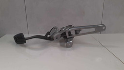 PEDAL EMBREAGEM TOYOTA ETIOS 1.5 2017 ORIGINAL