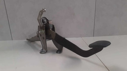 PEDAL EMBREAGEM TOYOTA ETIOS 1.5 2017 ORIGINAL