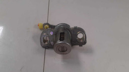 MIOLO CHAVE PORTA MALAS TOYOTA COROLLA 2013