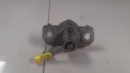 MIOLO CHAVE PORTA MALAS TOYOTA COROLLA 2013