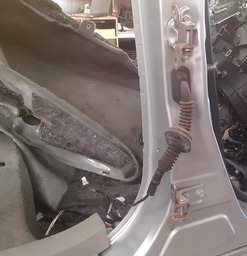 Par Dobradiça Traseira Direita Toyota Corolla 2013 Original