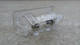 LUZ CORTESIA /PORTA MALAS VOLVO S60 1999 A 2013