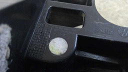 SUPORTE GUIA DA LANTERNA L.D VW GOLF TSI 2014 A 2019