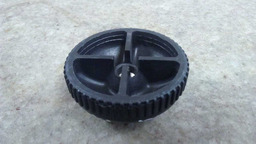 PORCA PARAFUSO ESTEPE CHERY QQ 1.1. 2011 A 2015