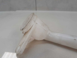 GARGALO RESERVATÓRIO AGUA PARABRISA VW AMAROK 3.0 V6 2018