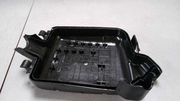 TAMPA CAIXA PORTA FUSÍVEIS FIAT GRAND SIENA 2013 C/ TRINCA