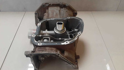 SOBRE CARTER MOTOR NISSAN VERSA 1.6 2013 ORIGINAL