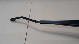 BRAÇO LIMPADOR PARABRISA LADO ESQUERDO NISSAN VERSA 2013